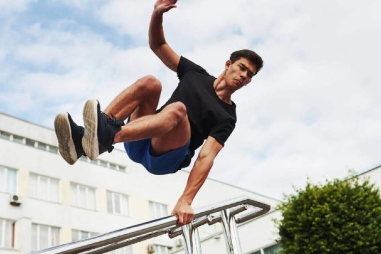 Manfaat Parkour untuk Kesehatan Tubuh yang Tidak Banyak Diketahui, Berikut Gerakan Sederhana Parkour Minim Resiko Cidera
