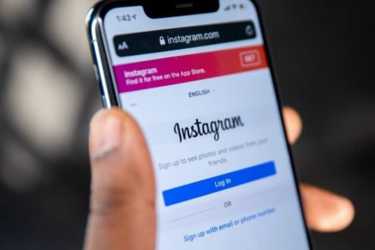 Chat Cabul Dokter Obgyn Viral, Dari DM Mesum di Instagram Kini Dinonaktifkan dari Kirana Clinic
