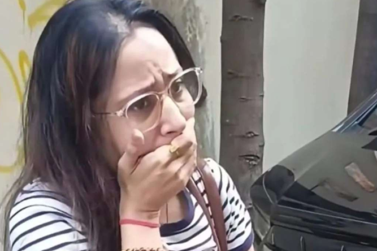 HEBOH! Turis Asal India Dijambret di Kawasan Gondangdia Jakpus, Samsung S25 Melayang