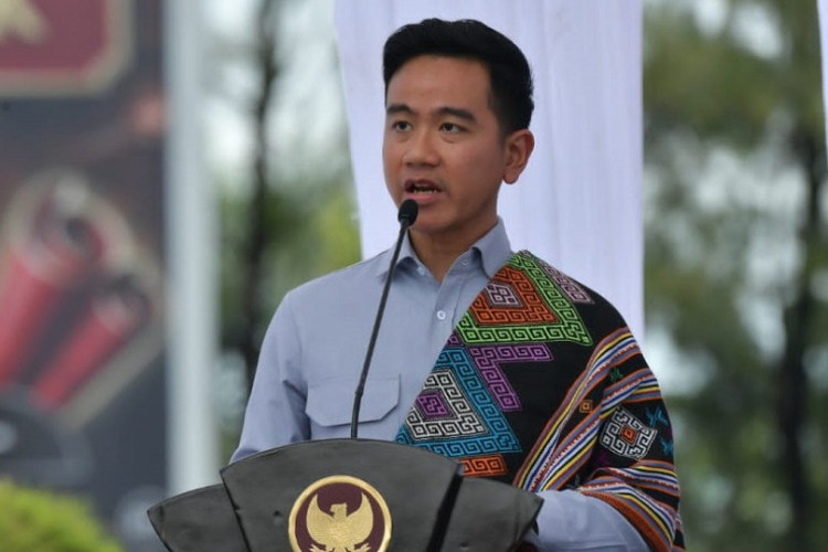 HEBOH! Mahkamah Konstitusi (MK) Menyatakan Tak Temukan Ijazah SMA Wapres, Klarifikasi Gibran Jadi Sorotan