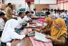 Guru dan Siswa SMAN 1 Tunjungan Blora Keracunan MBG, Total 136 Korban Kini Jalani Pemeriksaan
